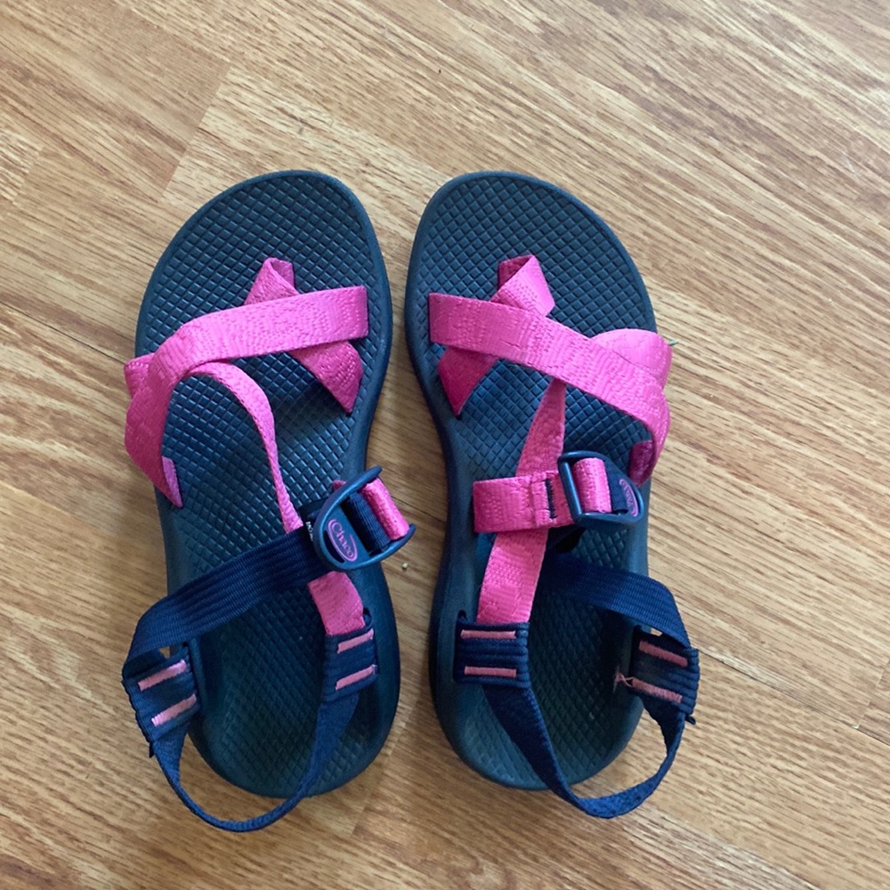 Chaco sandals, pink with toe strap.